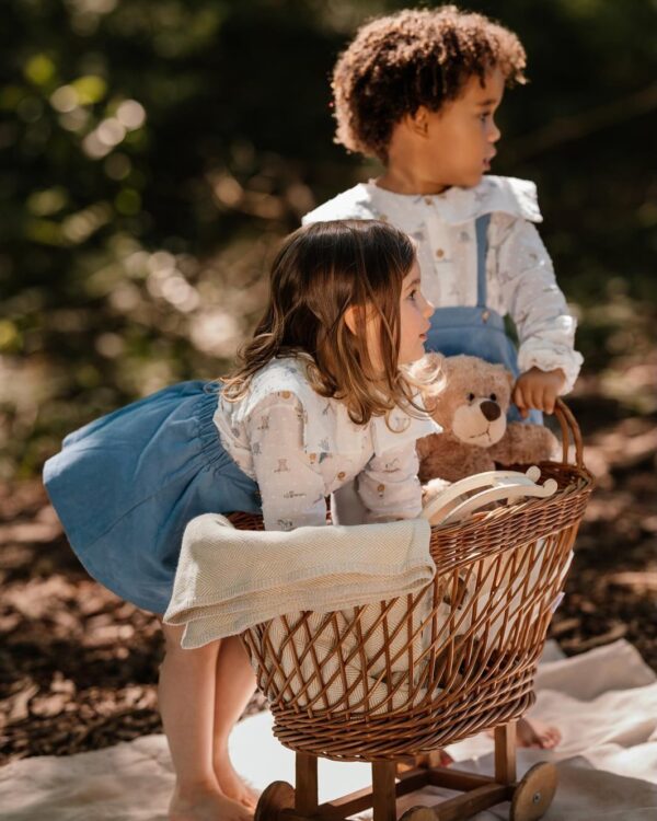 Jardineira Saia com Camisa " Toys "